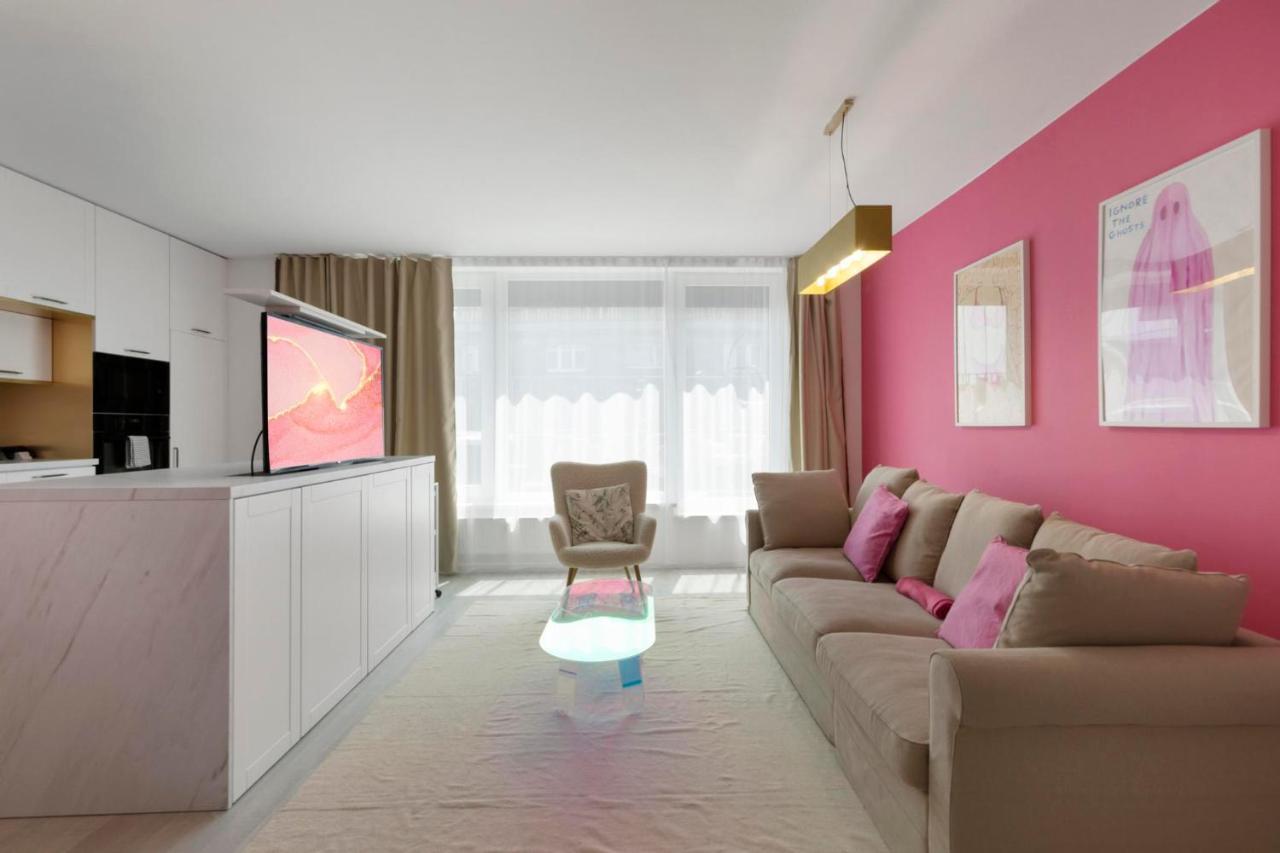 Апартаменти Lam Pink - Jacuzzi - Ac - Ps4 Братислава Екстер'єр фото